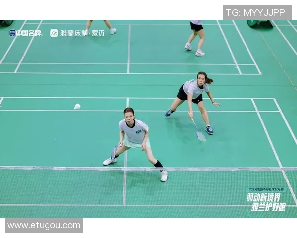 重庆与深圳羽毛球队耐力较量赛后复盘分析与精彩瞬间回顾